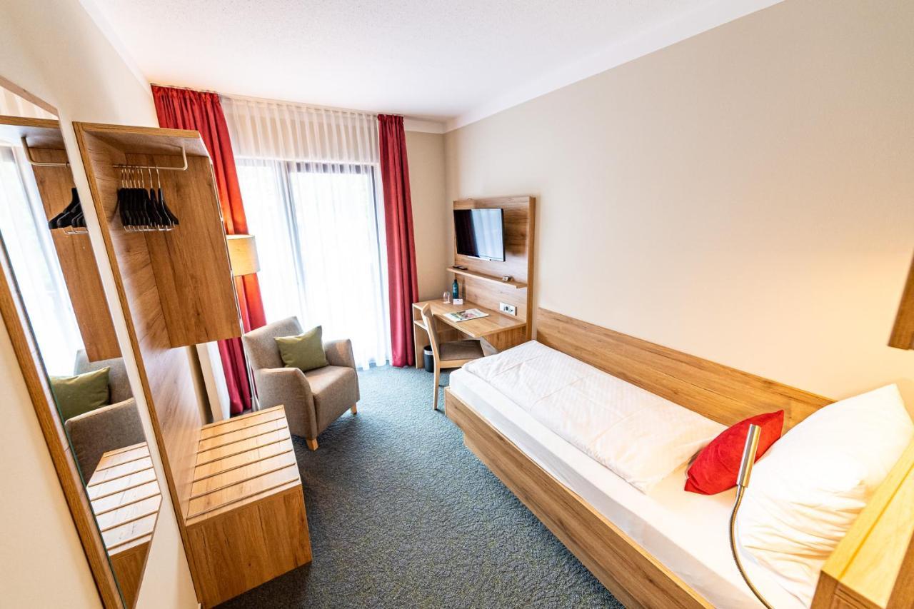Landgasthof Hagen Hotel Grasellenbach ภายนอก รูปภาพ