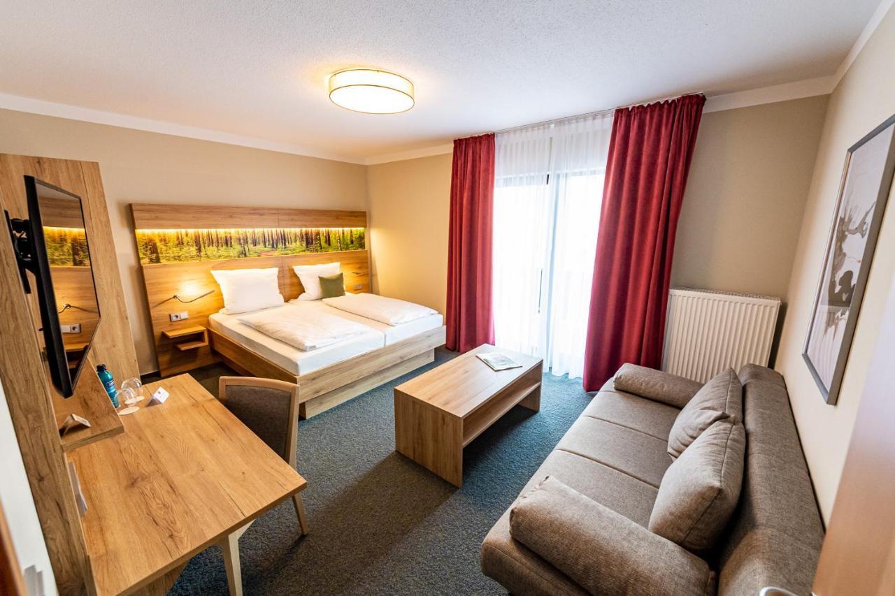 Landgasthof Hagen Hotel Grasellenbach ภายนอก รูปภาพ